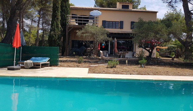 Between Ventoux and Luberon