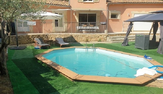 Between vineyards and garrigues (4km from Mas de So)