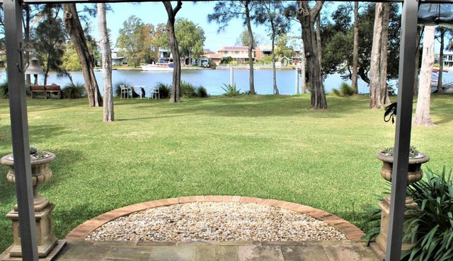 Between Waters at Dora Creek