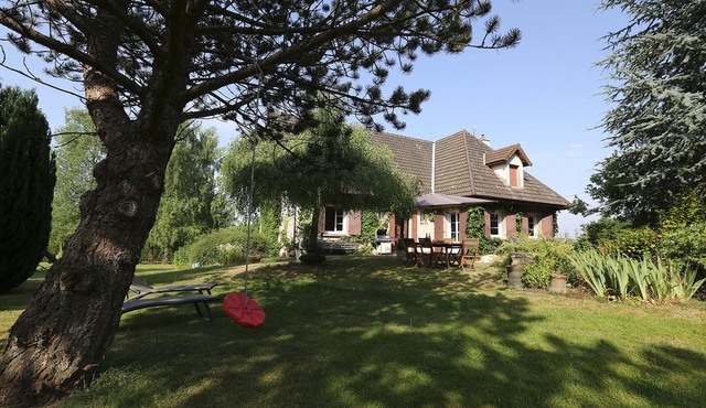 Between Wine Route & Morvan,spacious cottage with pool ideal for family & friend