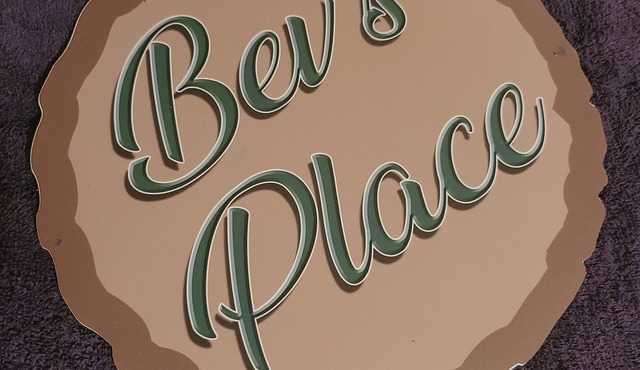 Bev's Place - a quaint tiny house in a secure community with amenities to enjoy!