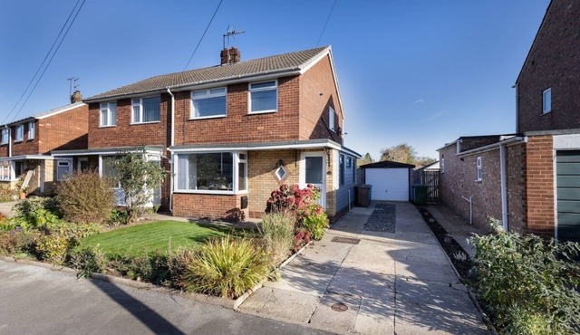 Beverley- Parking|Families|contractors|Racecourse