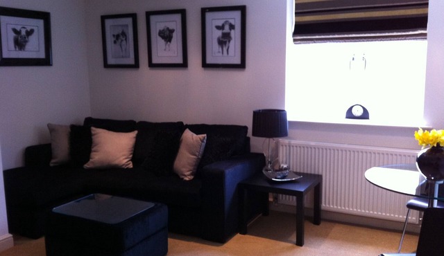 Beverley town centre modern duplex apartment