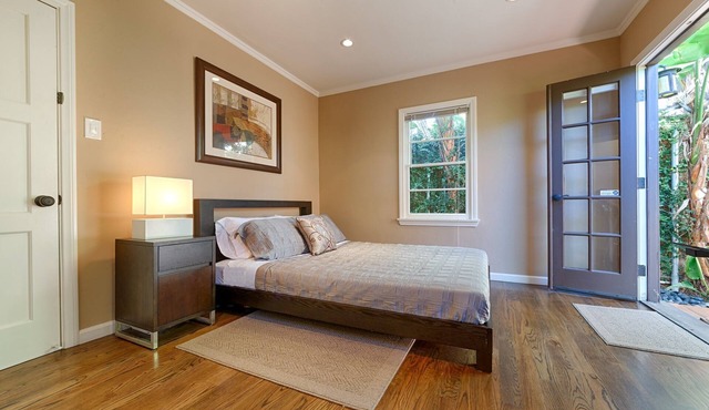 Beverly Grove Garden Suite
