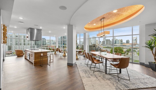 Beverly Hills Penthouse Suite