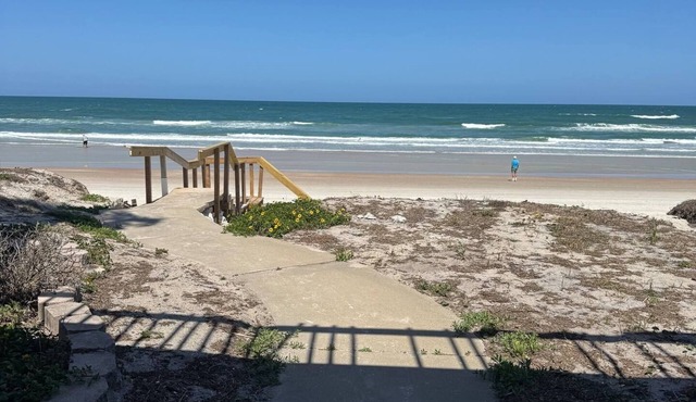 Beverly's Place II Pet Friendly & Ocean Front!