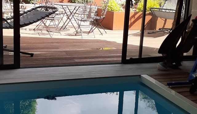 Bewitching bed and breakfast. Spa, Jacuzzi. Near Vannes, Auray, Quiberon.