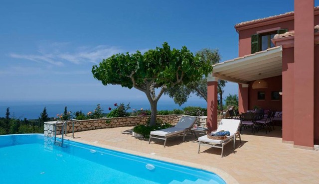 BH535 - R - Villa Lefkada