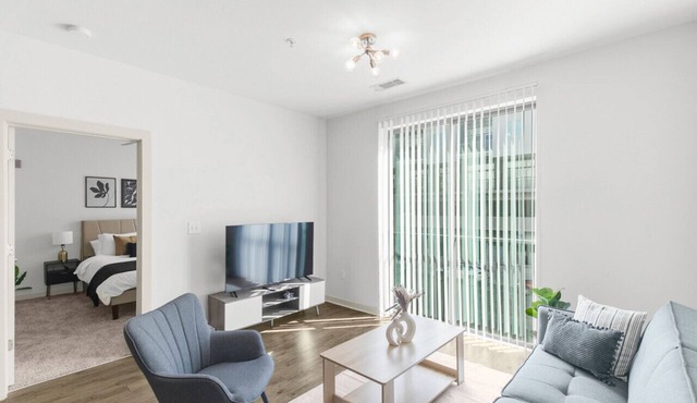 BHM Bliss:Fully Equipped 2BR|Mins to Top Locations