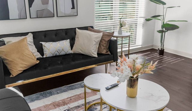 ~BHM Retreat: 1BR Haven With Top Notch Amenities~