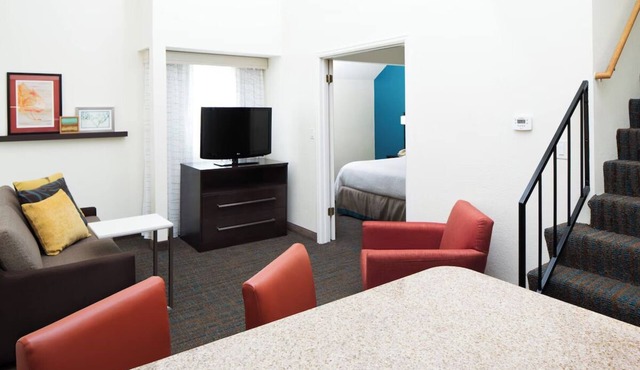 Bi-level loft, Residence Inn Denver Downtown, 2 Units, Free Breakfast