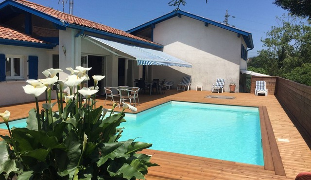 Bidart near biarritz villa for 15 people 400m from the beach