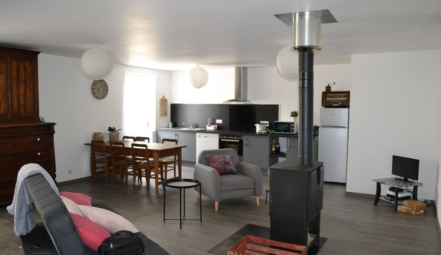 Bielle, apartment with garden and garage