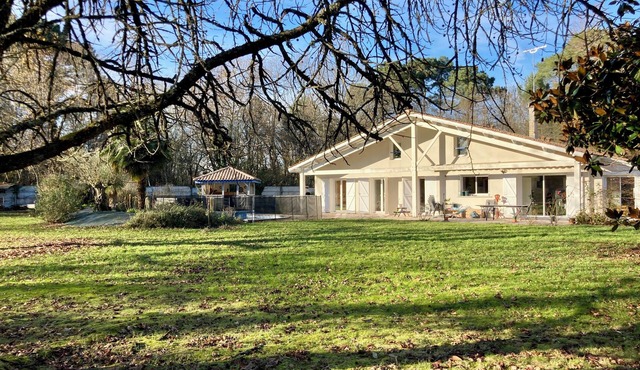 Bienlabas House