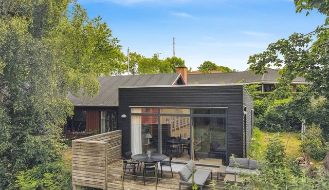 "Biergh" - 250m from the sea by Interhome