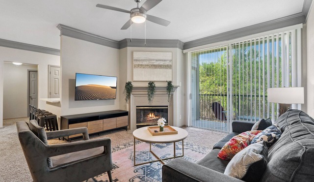 Big 2BD/2BA in The Domain 9150