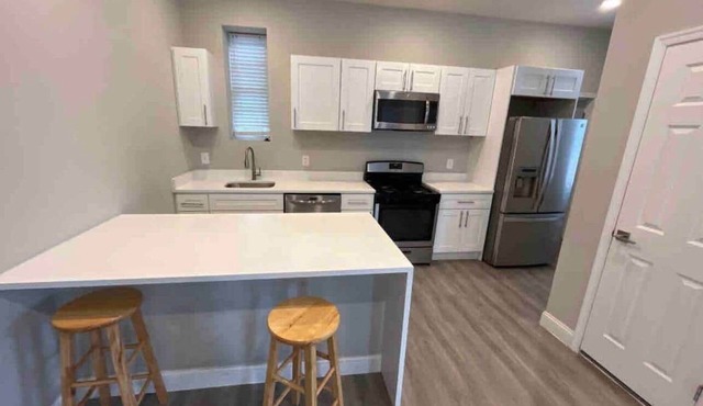 Big 4 bedroom university house 3432