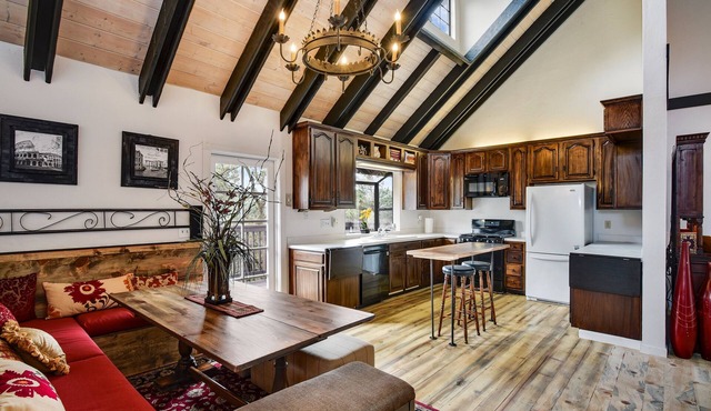 Big 5bd Julian Country Home! 5min to downtown Julian, wineries, hiking.