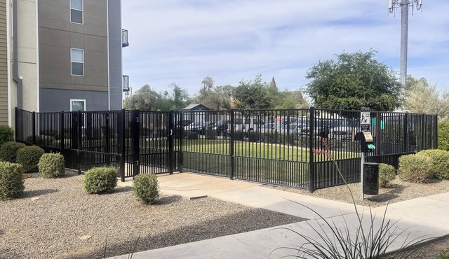 Big and Cozy 2-bedroom apartment in enjoyable Phoenix with WiFi, AC