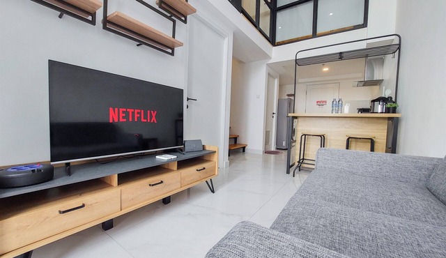Big And Cozy Loft 3Br Kingland Avenue Apartment