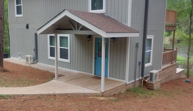 Big Bass Bungalow - Quitman, TX