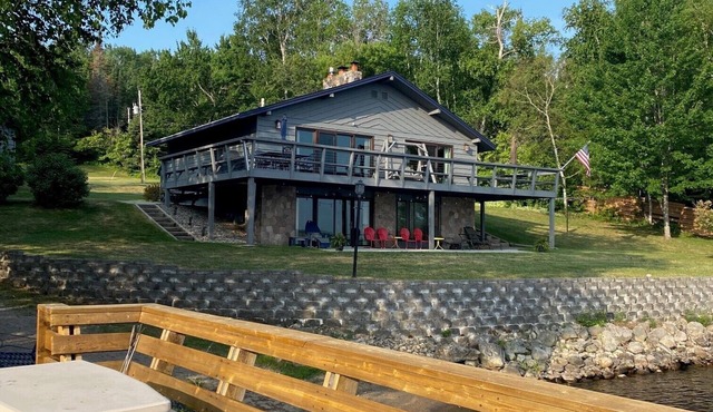 Big Bay on Lake Vermilion Cabin & Cottage with snowmobiling, fishing and fun!