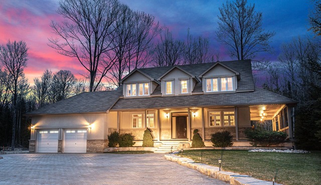 Big Beautiful Georgian Bay Family Cottage