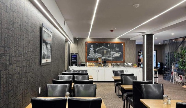 Big Bird Inn Wawa, SureStay Collection by Best Western