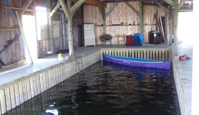 Big Blue Boathouse - Private Island-Kenora, Lake of the Woods