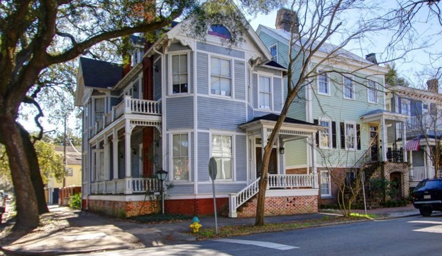 Big Blue House - Both Units - Near Forsyth Park - Sleeps 14