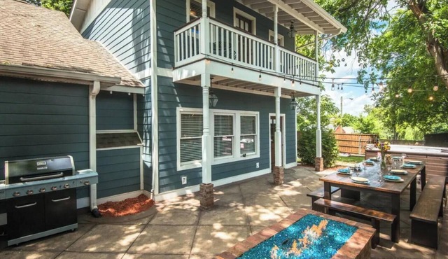 Big Blue - Nashville's Premiere Home for Groups