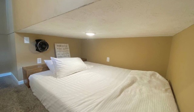 Big Blue Stationary- Lee’s Ford Marina