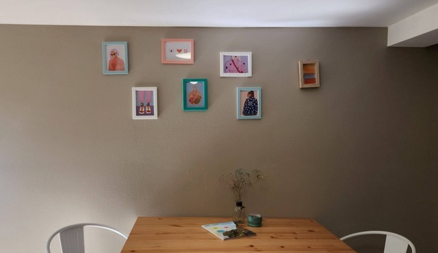 Big, Bright Apartment in Excellent NE Alberta Arts Location