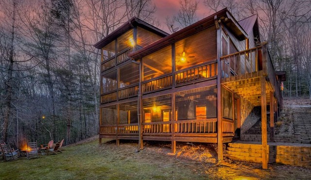 Big Buck Lodge- Screened Porch | Fire Pit | Aska Adventure Area