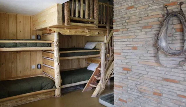 Big Bunkhouse of Nauvoo