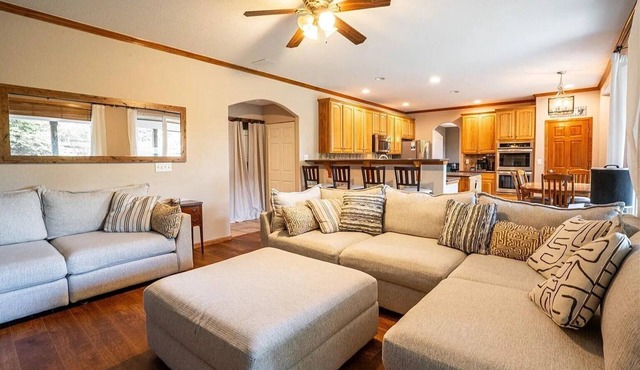 Big Castle Rock Home w/Theater, Games & Space