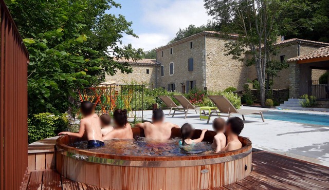 Big cottage of charm in Drôme Provençale