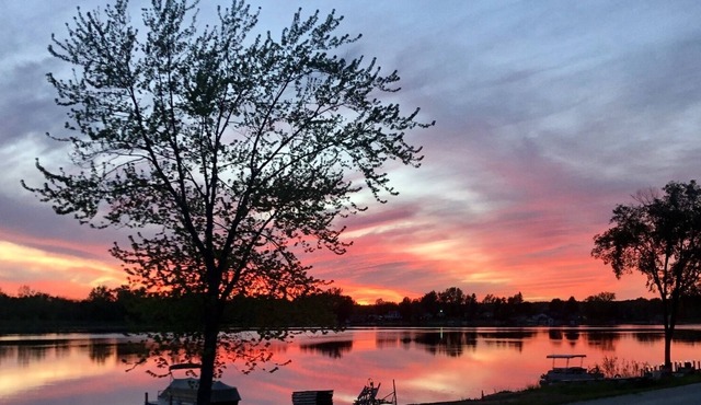 Big Crooked Lake Cottage