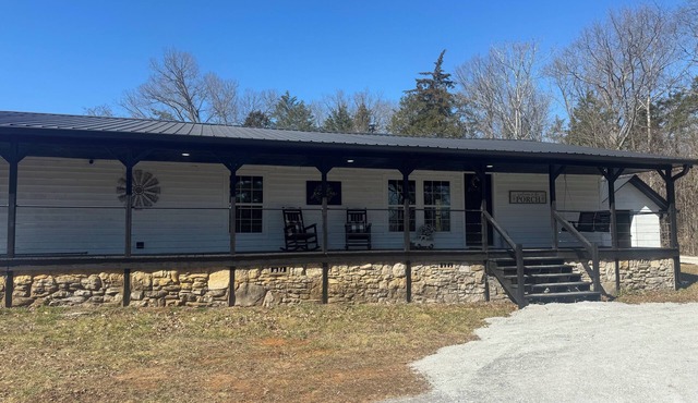 Big Daddy's Farmhouse