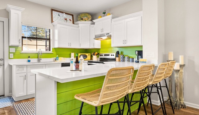 Big Fam Lodge Townhomes - Near Casinos & Golf - Sleeps 24