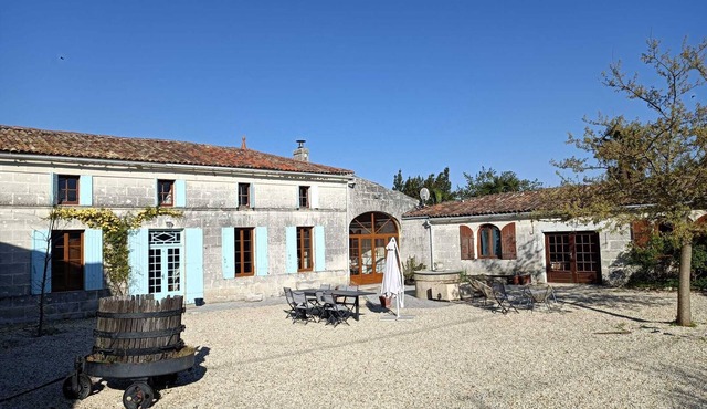 Big family house with swimming pool