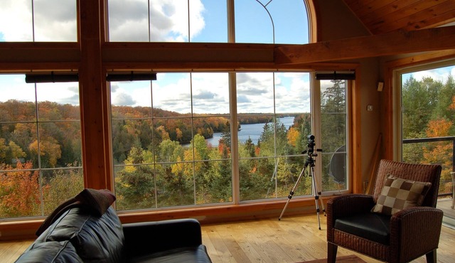 BIG Family & Multi-Family Cottage with Incredible View, Hot Tub & Sauna