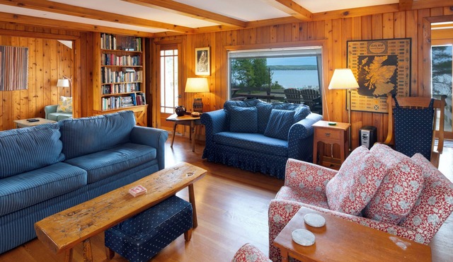 Big Glen Lake 4 Bedroom Private Cove