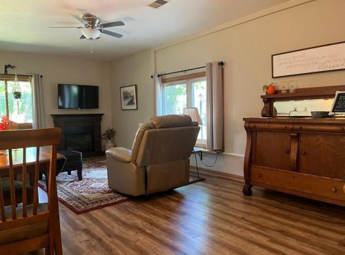 Big Hollow Guest House