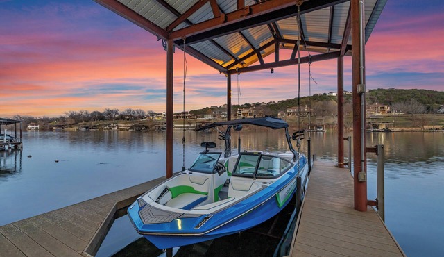 Big Horn - Lake Front & Boat dock!