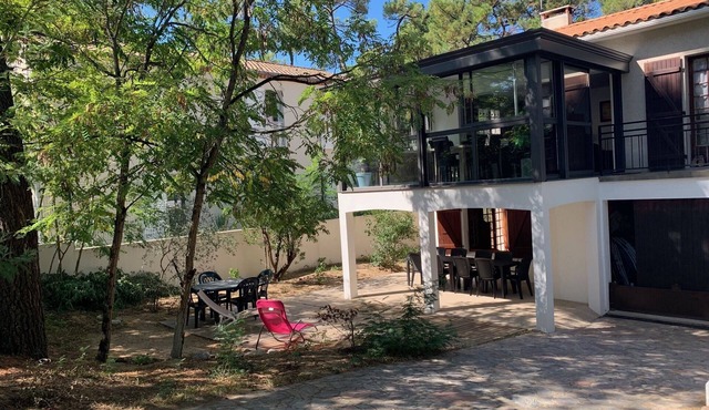 Big House 10/13 persons *3 keys 150 meters from the beach