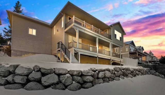 Big House Energy | Spokane Stay That Hits