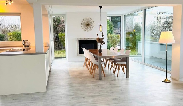 Big House for 10 People