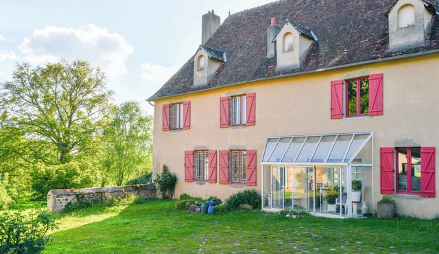 Big house in the middle of the countryside