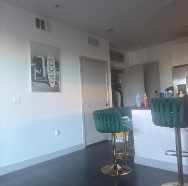 Big house las vegas near strip and fremont